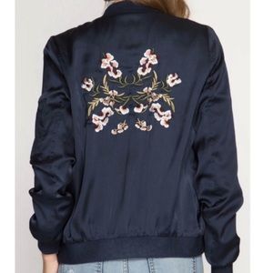 🆕Large Mila She + Sky Bomber Jacket